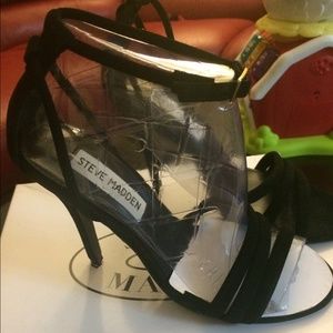 Steve Madden Suede Rabble ankle strap sandal SZ 6