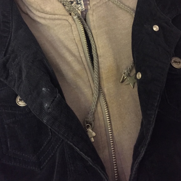 Jacket - Picture 3 of 4