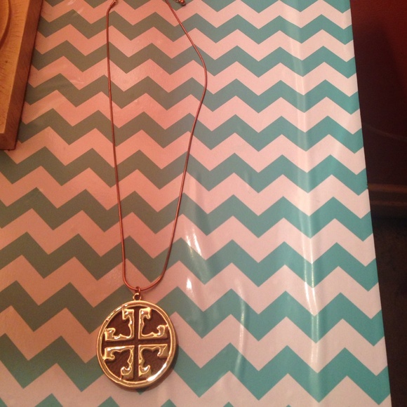 Tory Burch inspired necklace