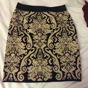 Tight skirt