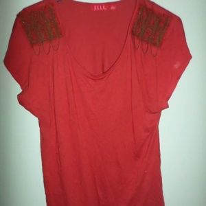 Elle top with chain detail on shoulders