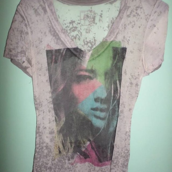 "Vintage wash" tee