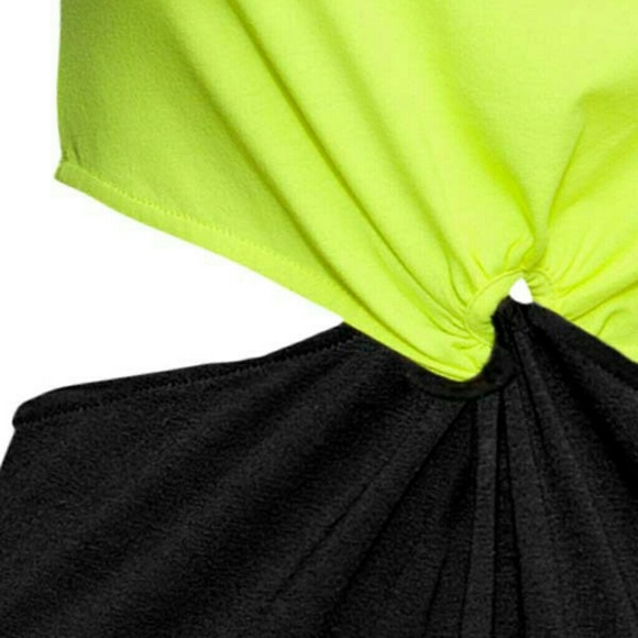 Green and Black Bodycon Sleevless Hollow Dress - Picture 3 of 3