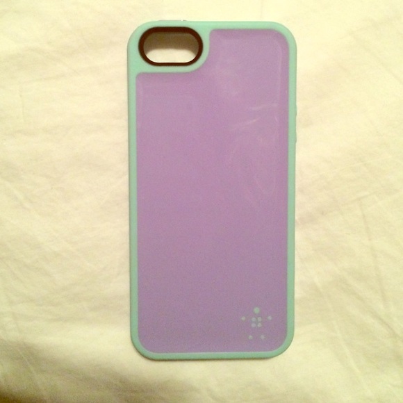 NEVER USED purple/mint iPhone 5/5s Belkin case