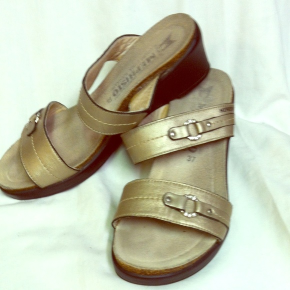 Leather wedge with Rhinestone