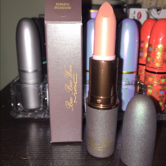 MAC BNIB BAO BAO WAN ROMANTIC BREAKDOWN LIPSTICK