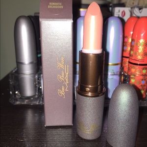 MAC BNIB BAO BAO WAN ROMANTIC BREAKDOWN LIPSTICK