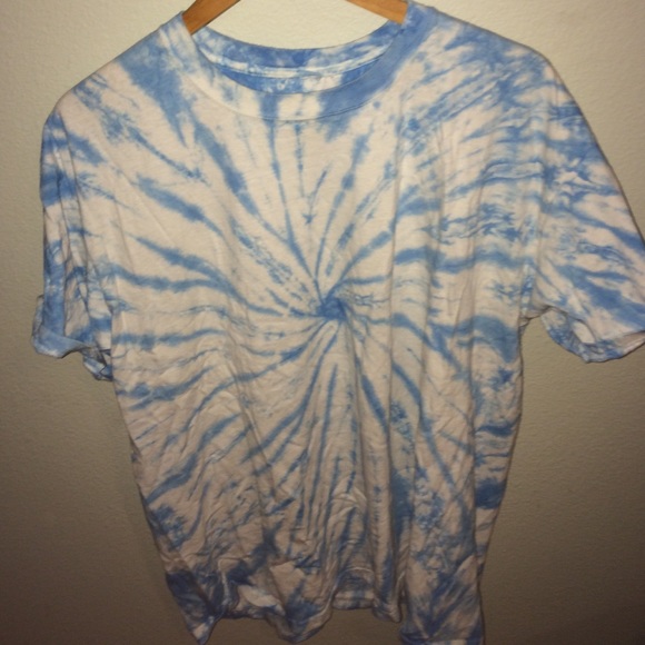 Brandy Melville Tye-Dye Shirt 💙