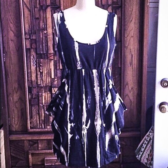 F21 tie dye dress with pockets