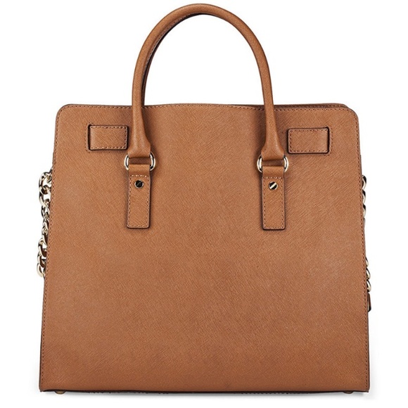 🎈Sold🎈Beautiful Michael Kors Handbag. - Picture 2 of 4