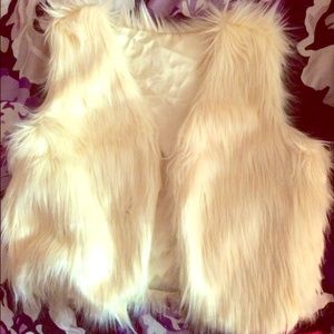 Fur vest