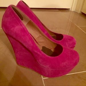 Steve Madden Pammyy suede wedges