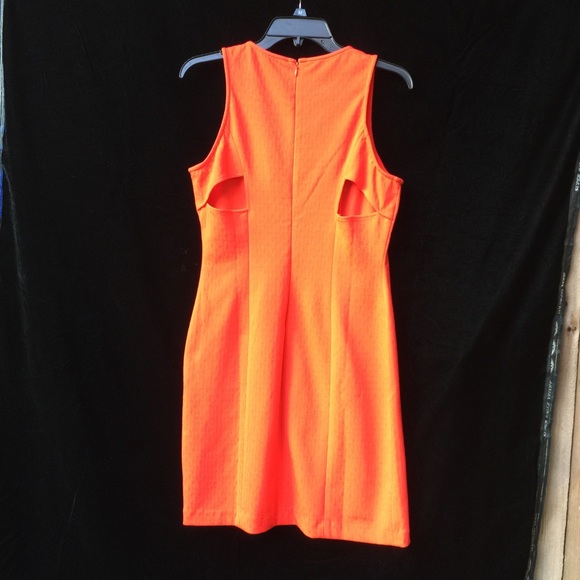 CLOSET CLEAR OUT 💥 NWT bright orange/red dress