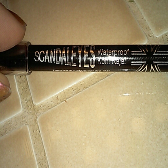 Make up bundle - Picture 3 of 4