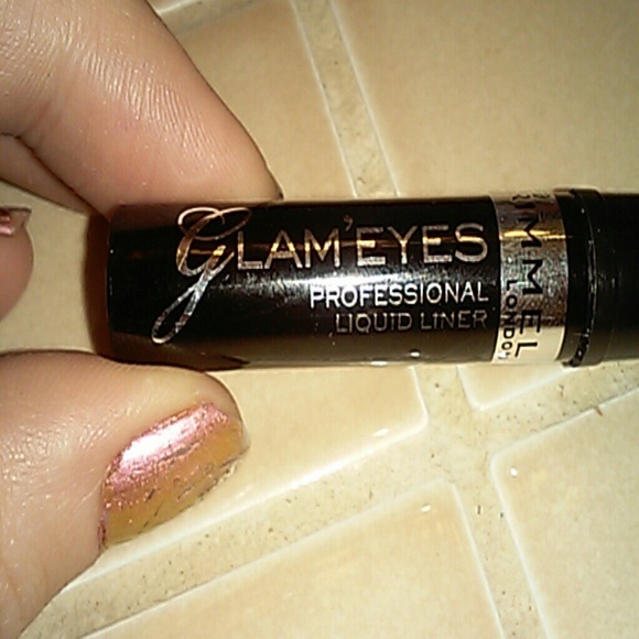 Make up bundle - Picture 4 of 4