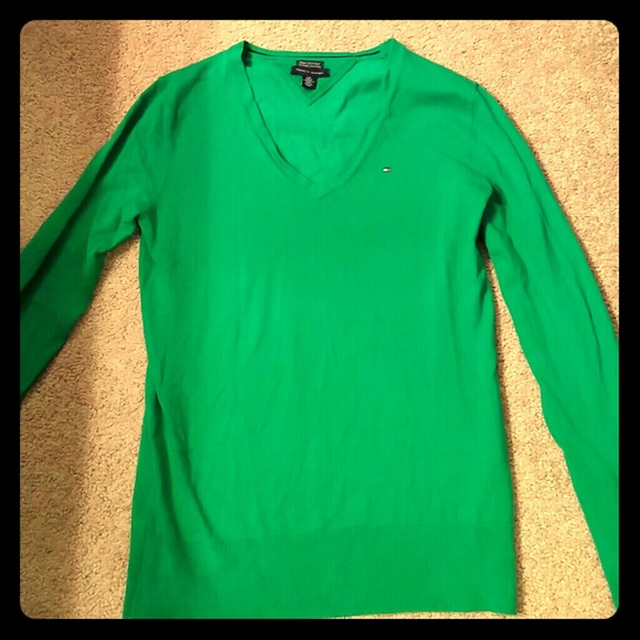 NWOT Green Tommy Hilfiger sweater size small
