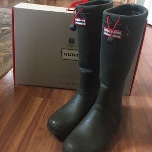 Authentic Hunter Boots 7