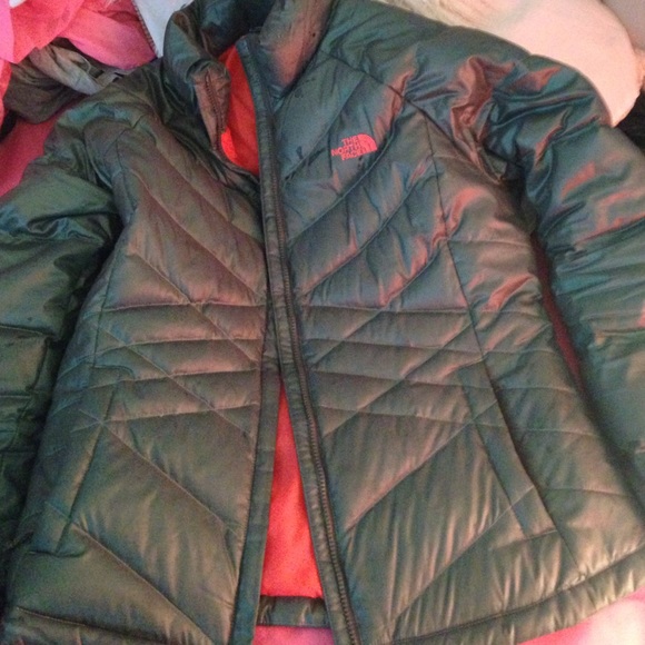 ✨FLASH SALE✨Womens Northface Aconcagua jacket