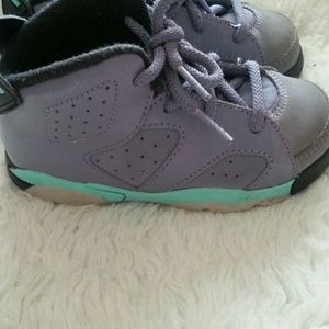 Childrens jordans size 8