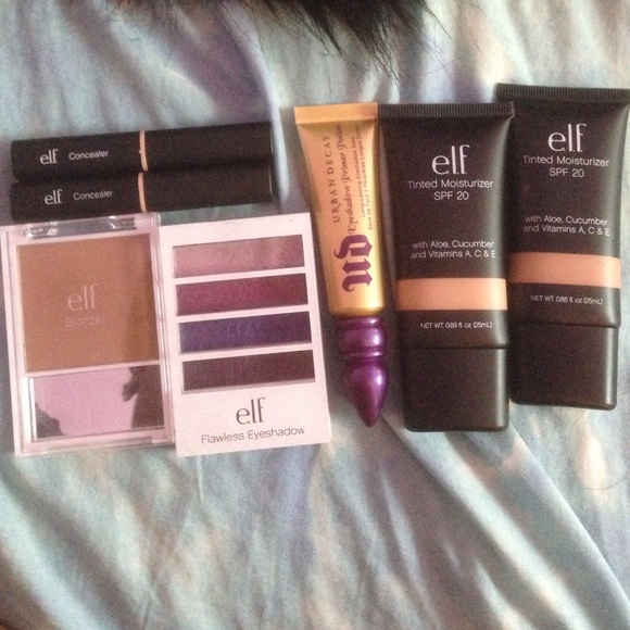 Makeup Bundle💜🌺💟 Taking any offer.😬