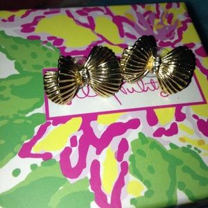 Lilly Pulitzer Earrings.