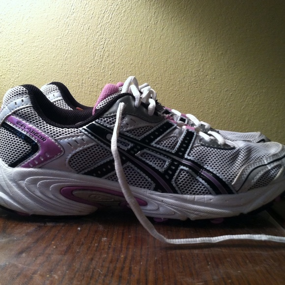 Asics Womens Shoes NWOT