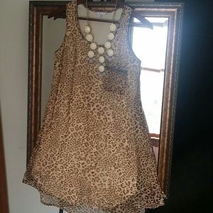 Light weight animal print dress with zipper pocket