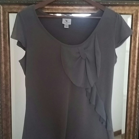 Grey bow top