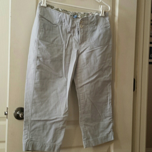 🙊Slate blueish grey capri NWOT