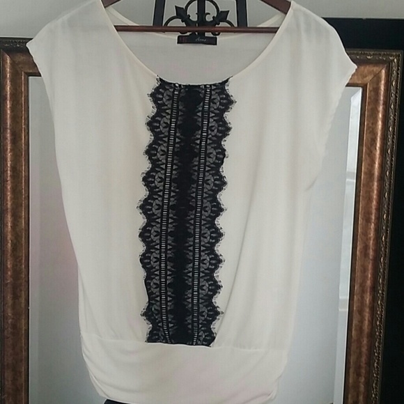 White and black lace detailed top