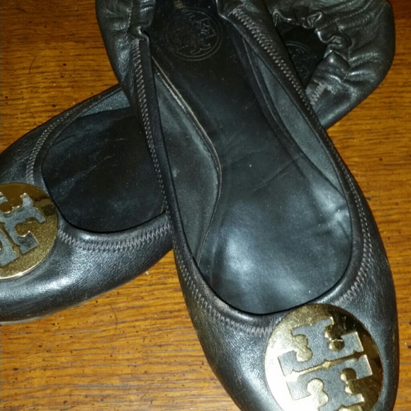 Authenic Tory Burch Reva ballet flats.