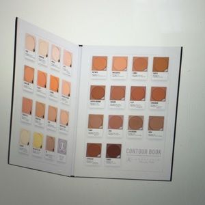 Anastasia Beverly Hills contour book!