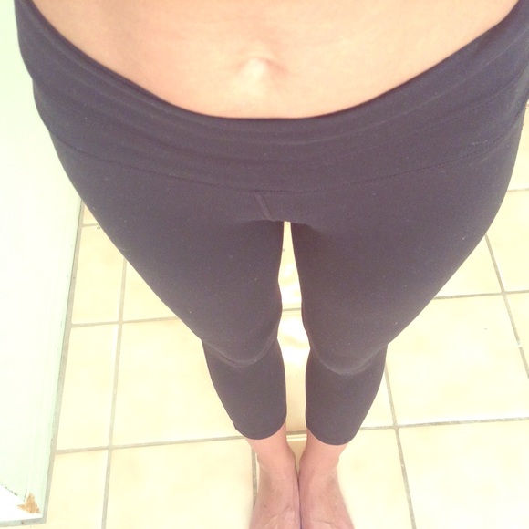 Lululemon wunder under REVERSIBLE size 2