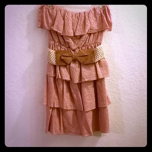 Rue21 Dresses & Skirts - Soft pink ruffle dress w/belt