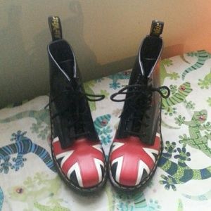 UK Dr. Martens