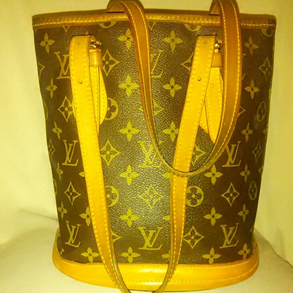 Authentic L V