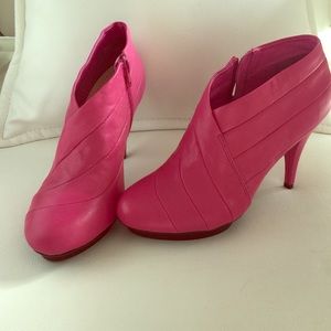 Pink ankle zip up boots