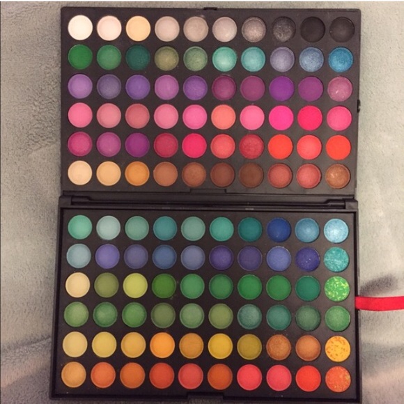 Spot Fake Mac - Picture 3 of 4