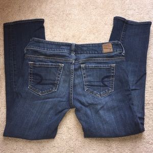 American Eagle Capris.