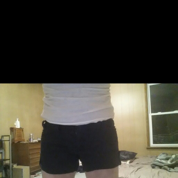 Black shorts - Picture 1 of 3