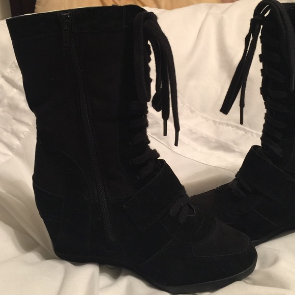 Black boots