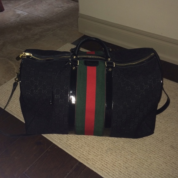 Gucci inspired travel bag with belt bundle