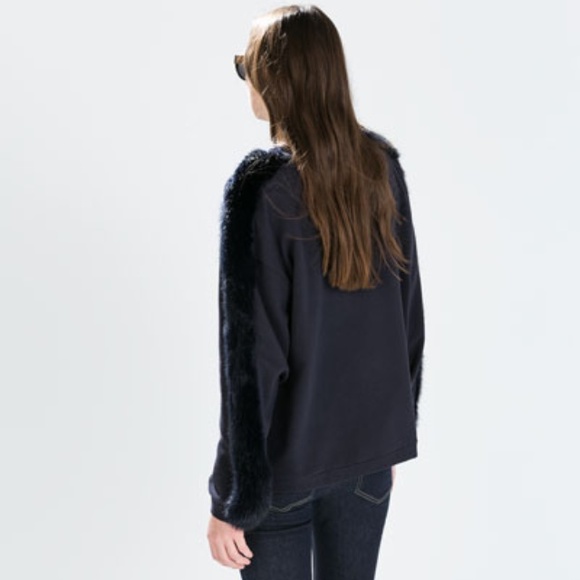 Zara Sweaters - New with tags ZARA plush sweatshirt with fur sz M