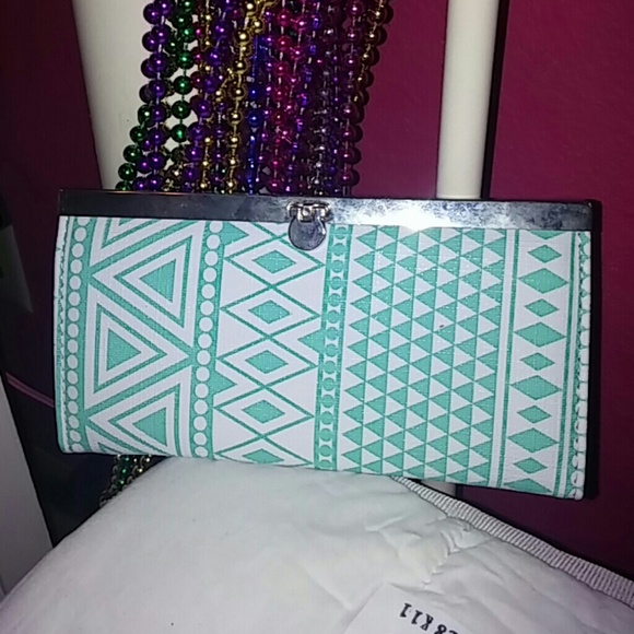 Two Cute Wallets - Picture 2 of 4