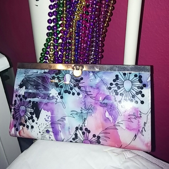 Two Cute Wallets - Picture 3 of 4