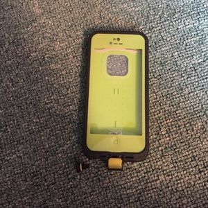 iPhone 5 life proof case