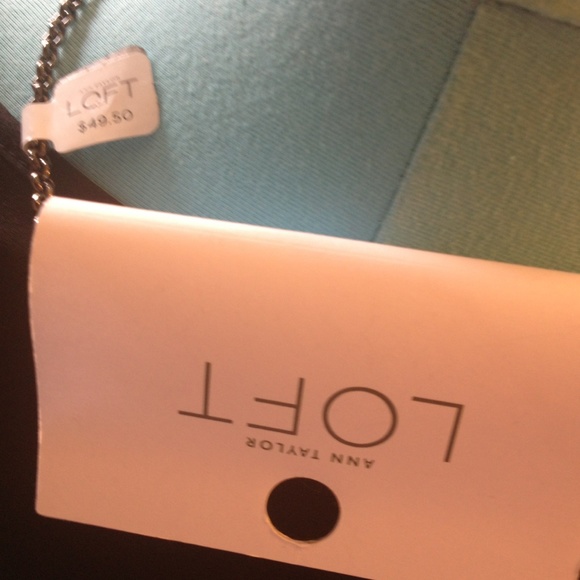 Loft jeweled statement Necklace - Picture 2 of 4