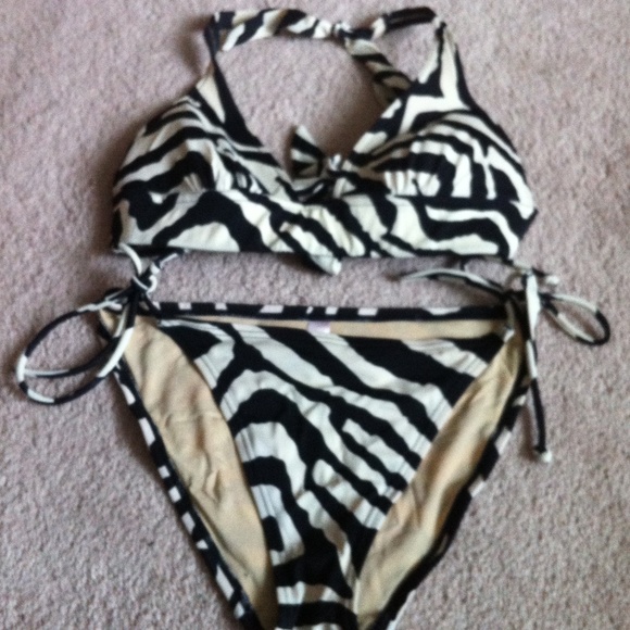 Victoria's Secret bikini