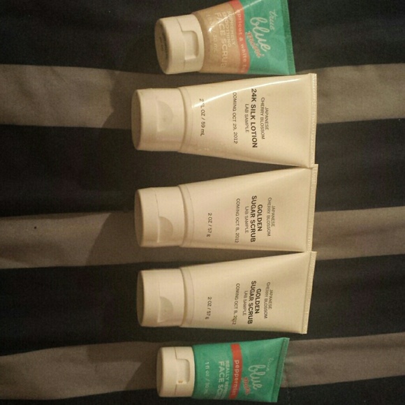 Bath and Body Works LOT