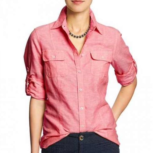 Hot pink 💕 Banana Republic Linen Button up 👚